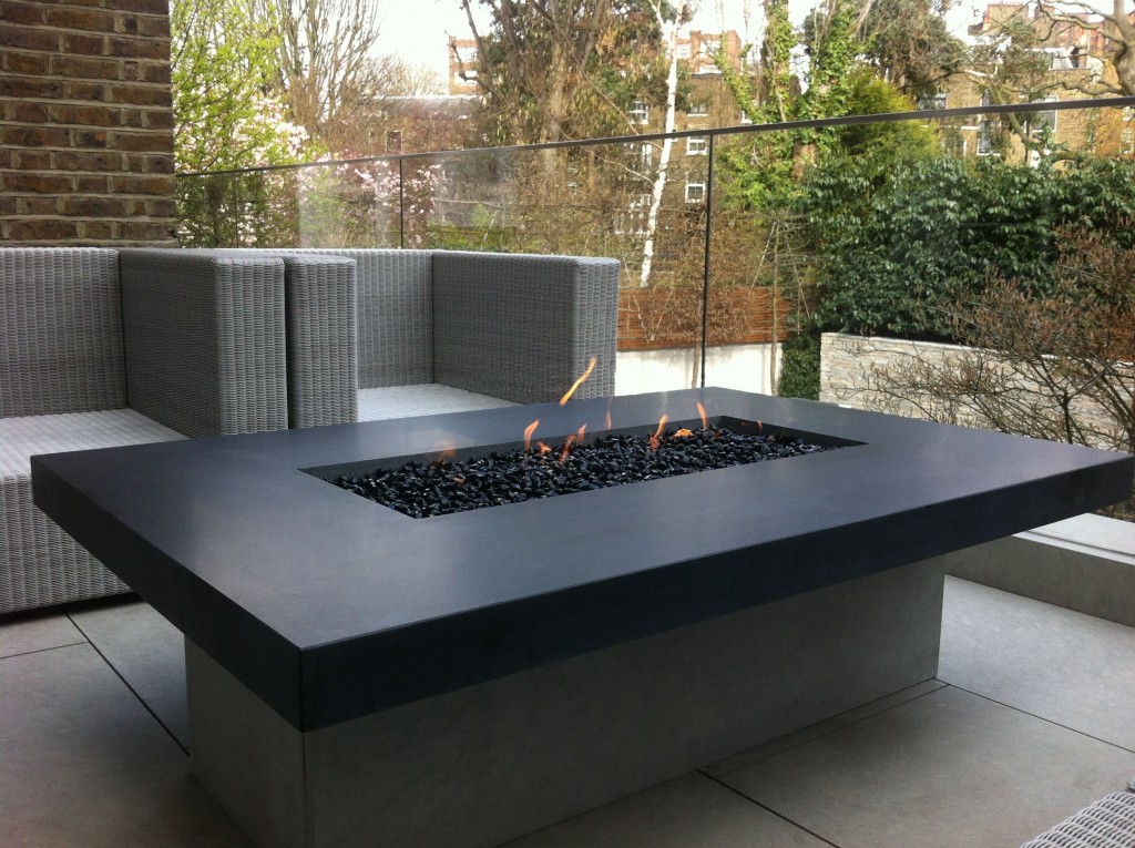 Outdoor Fireplaces: Spruce Up Your Garden for Spring | Blog