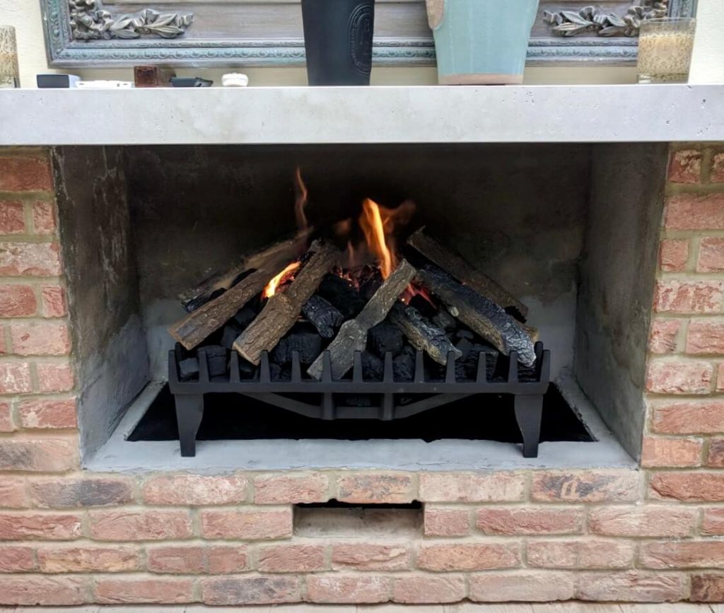 Our Gallery of Fireplaces Installed Outdoors | Blog